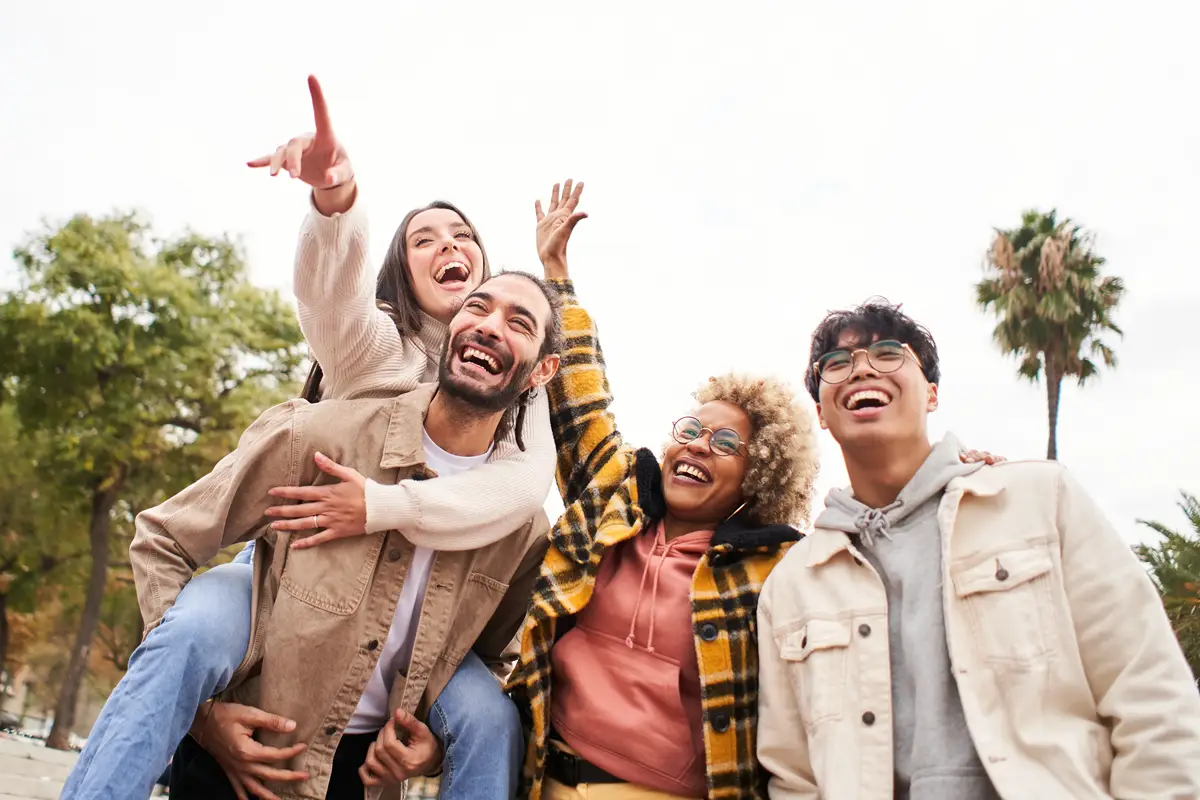 Peerwave-happy-young-Peerwave-people-from-diverse-cultures-races-taking-selfie-outdoors-cheerful-friends-having-fun (1)